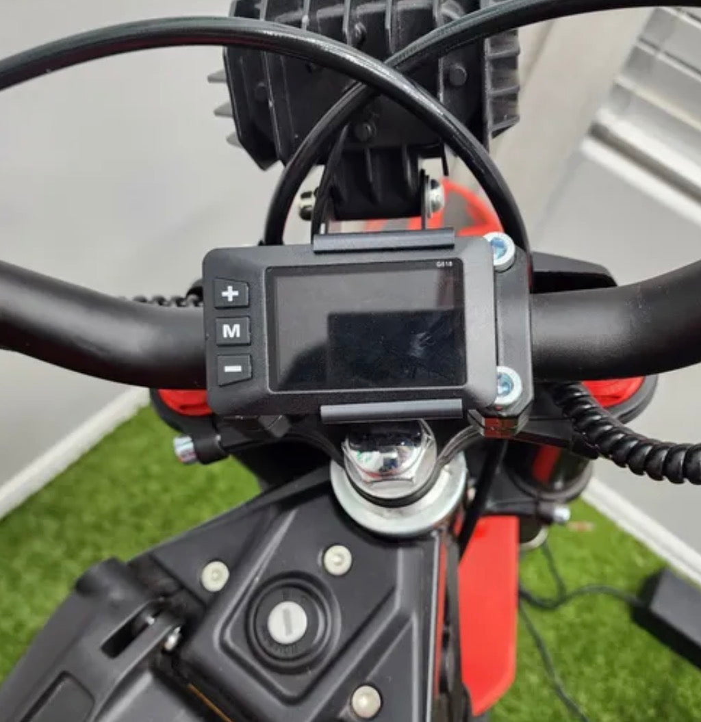 Yozma in10 Display Mount