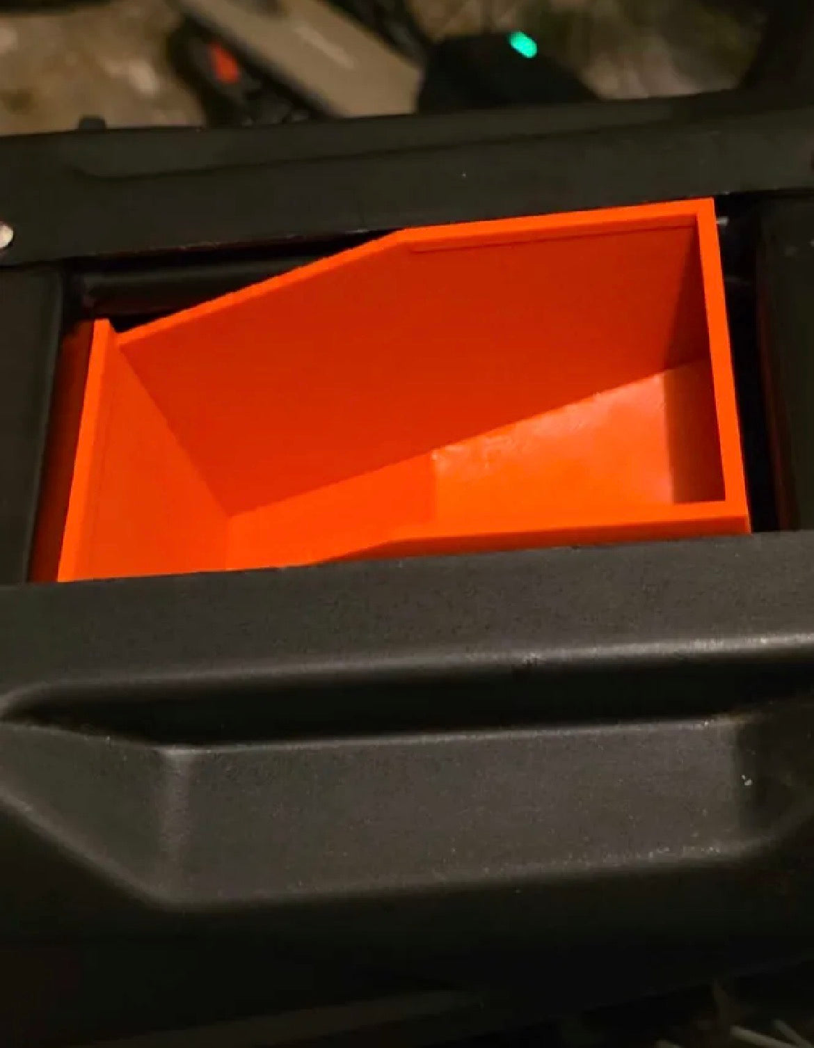 Yozma in10 pro storage cubby