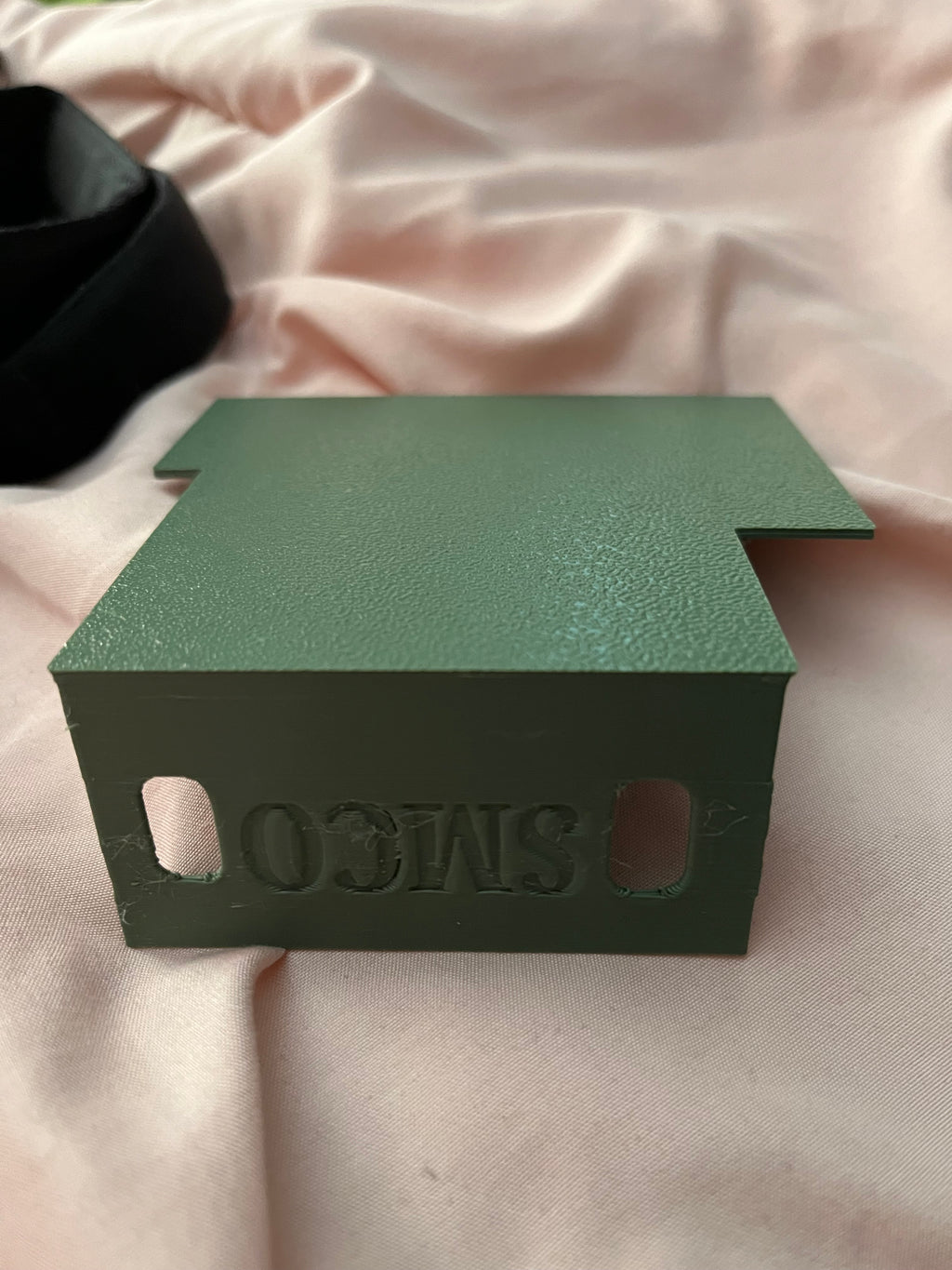 Yozma In10 storage cubby