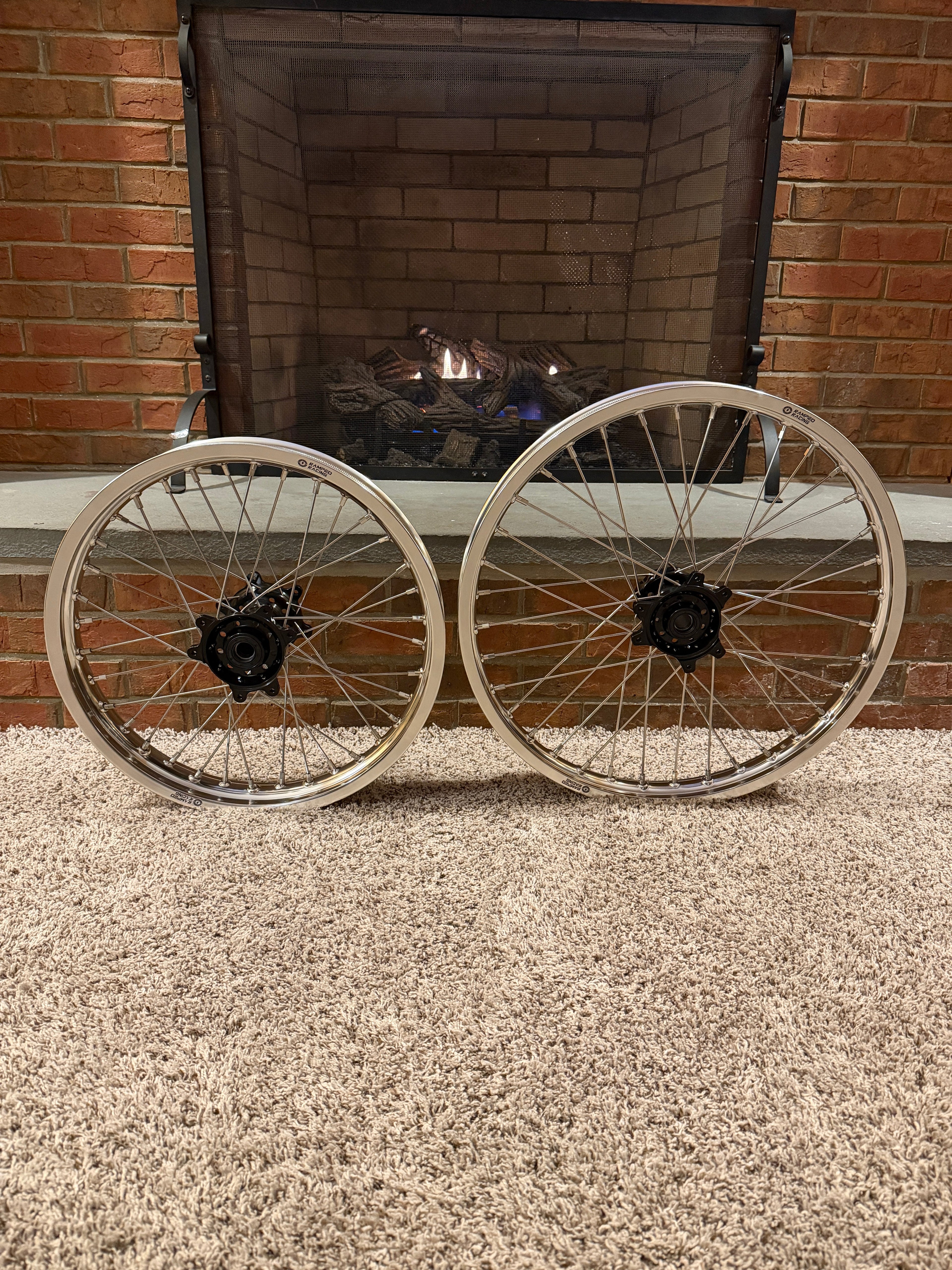 18/21 Wheel Set for Surron Ultra Bee (No Tires)