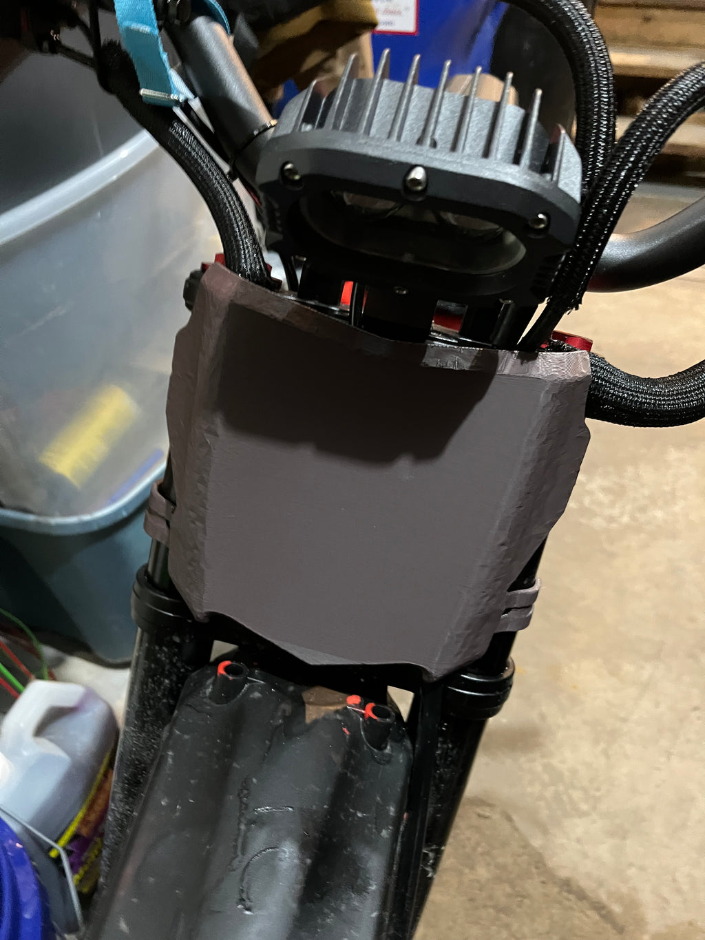 Motocutz Plate